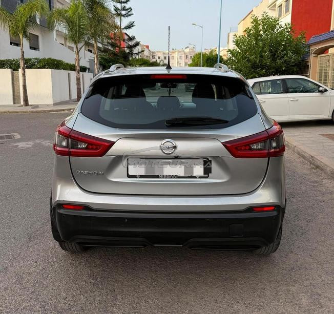 Nissan Qashqai 1er main 