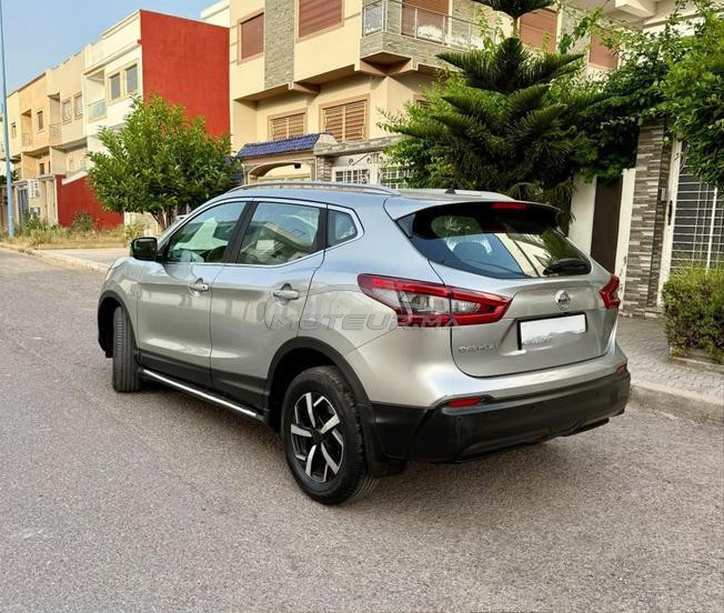 Nissan Qashqai 1er main 