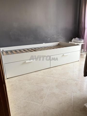 سرير ايكيا بريمينس 90x200 مع قاعدة - 2