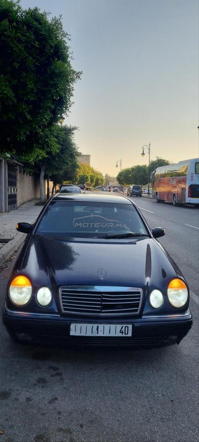  (W210) Mercedes E220