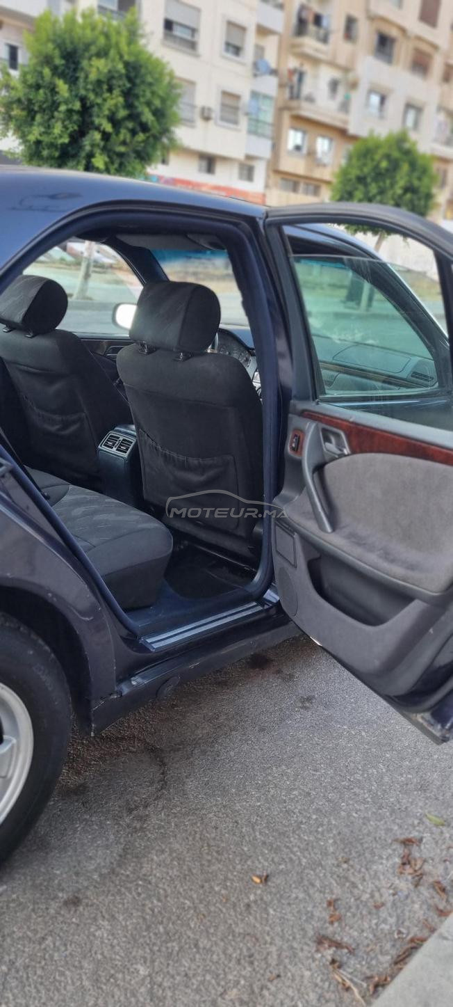  (W210) Mercedes E220