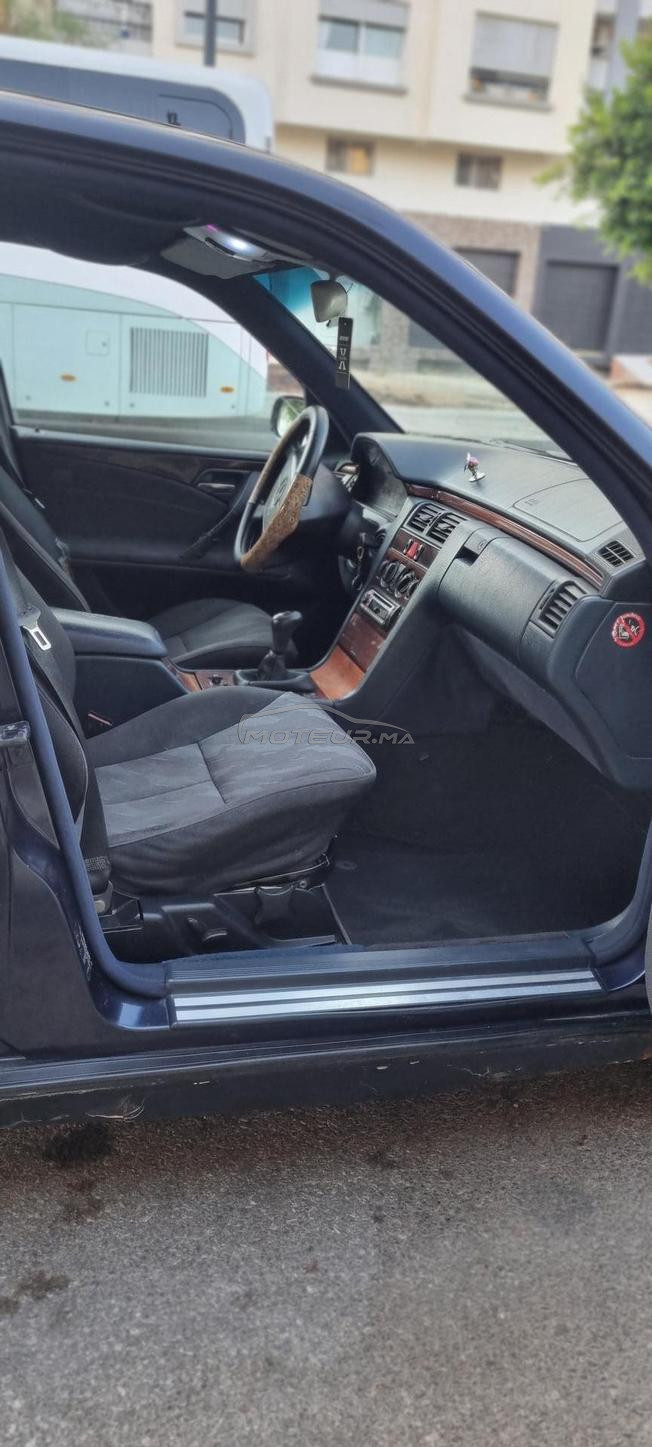 (W210) Mercedes E220