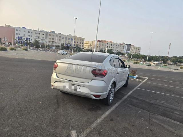 Dacia Logan 2023 - 2
