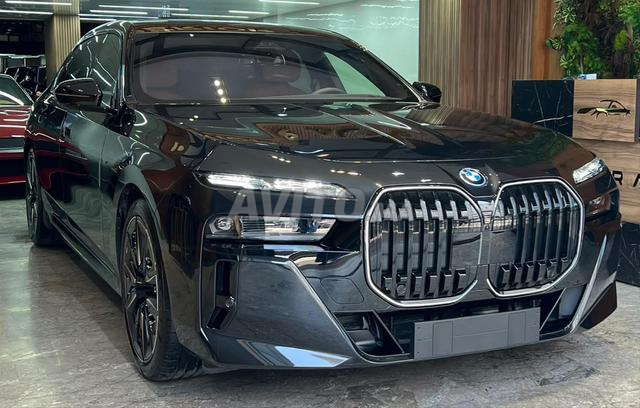 BMW Série 7 Hybride Automatique 2026 à Rabat