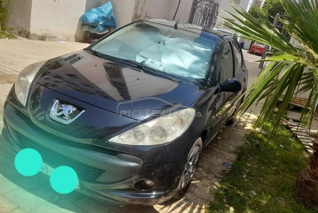 Peugeot 206 Essence Manuelle 2011 à Casablanca