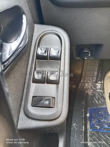 Dacia Duster Diesel Manuelle 2015 à Meknès - 2