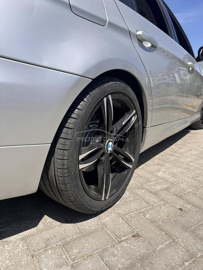 BMW Série 3 Essence Automatique 2009 à Casablanca