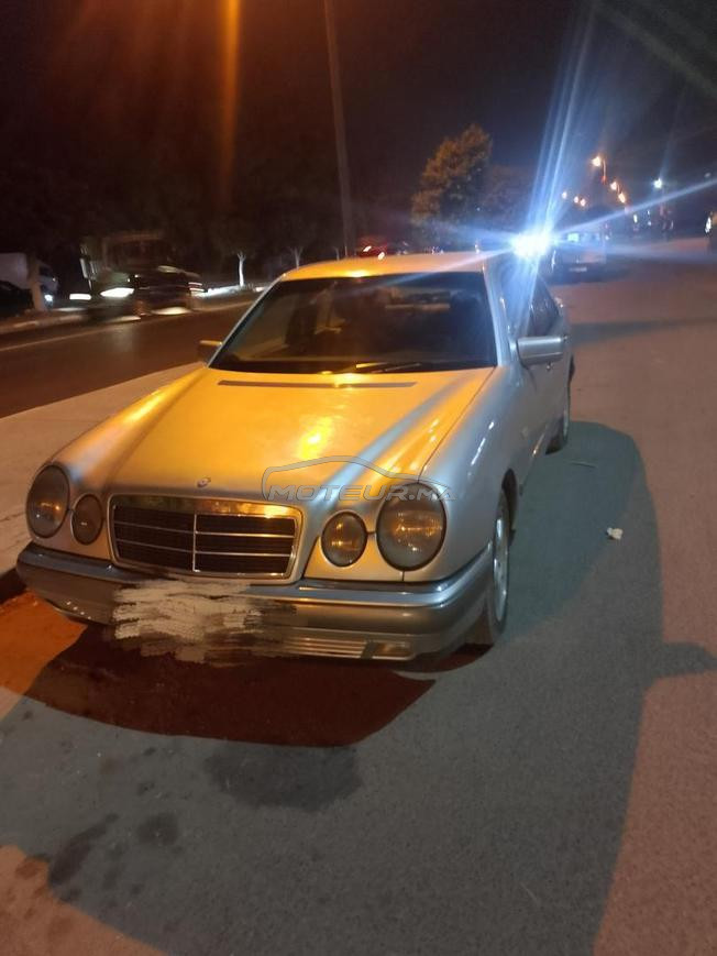 Mercedes-Benz Classe E Diesel Manuelle 1998
