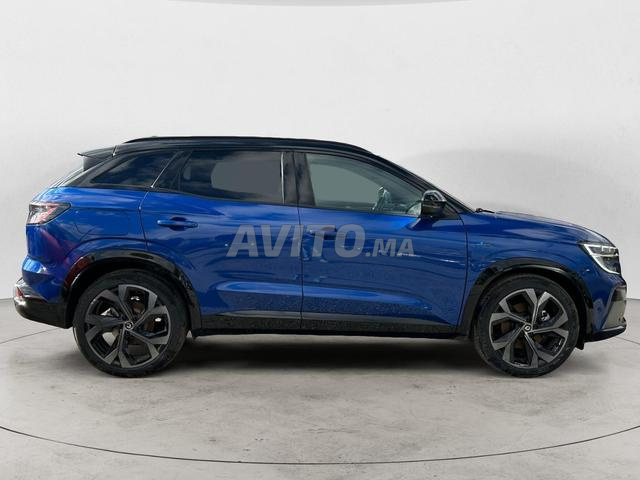 RENAULT. AUSTRAL