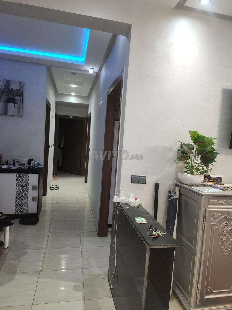 Appartement ensoleillé au deuxième étage