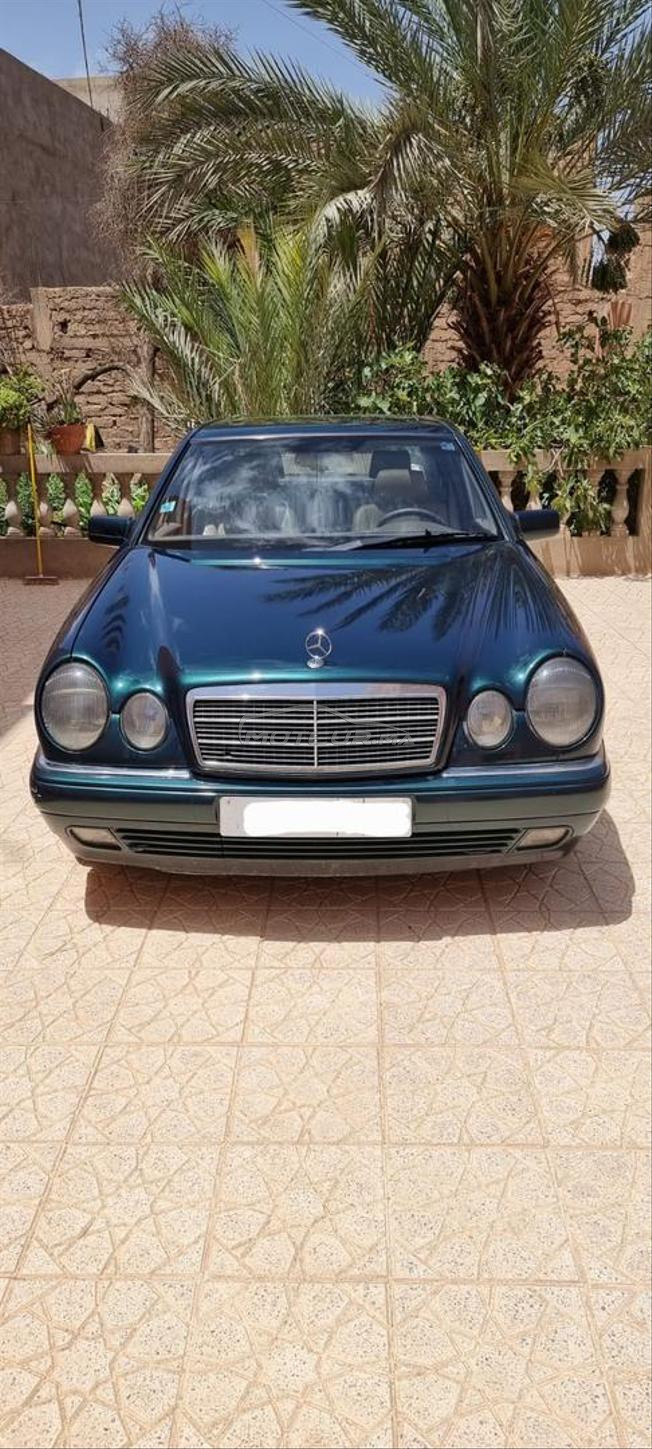 Mercedes-Benz E290 W210 - Dédouané 2009 