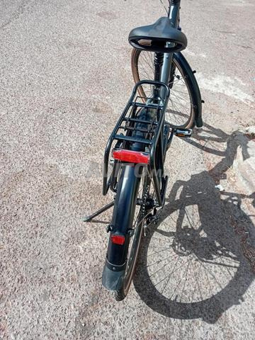 Vélo de ville en très bon état. Dernier modèle - 2