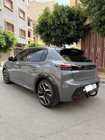Peugeot 208 - 2