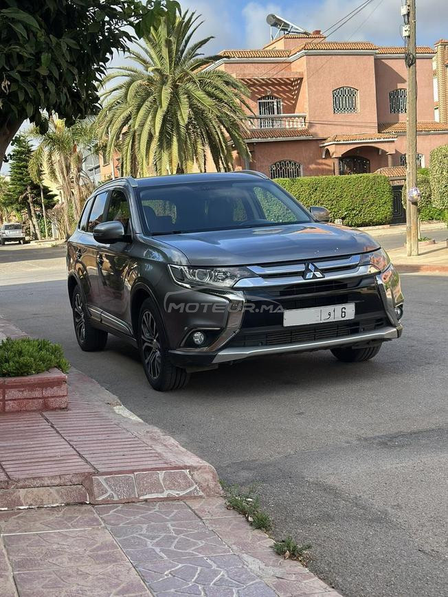 Mitsubishi outlander 2018 