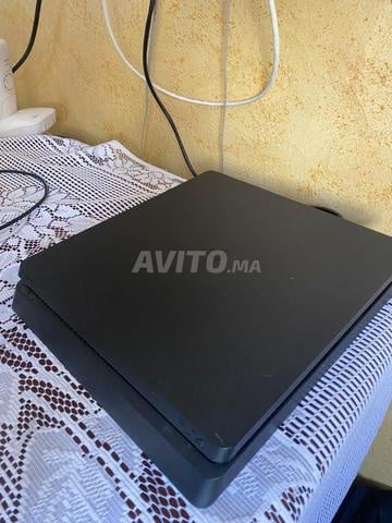 PS4 très bon état - 2