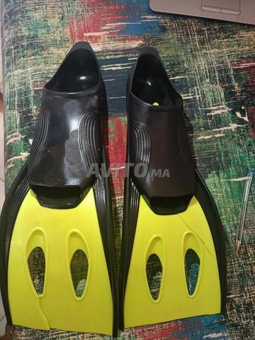 A vendre palmes de natation et de plongée Made in Italy taille 40-41