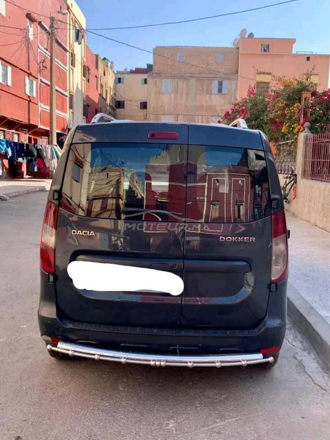 سيارة داسيا دوكر للبيع 