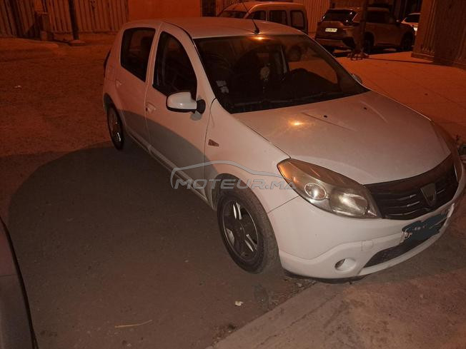 sandero essence 