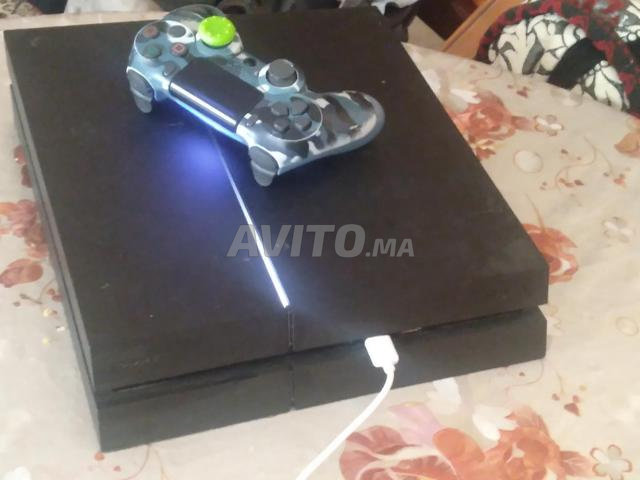 PS4 Fat en ligne 1 manette et FC 24 CD - 2