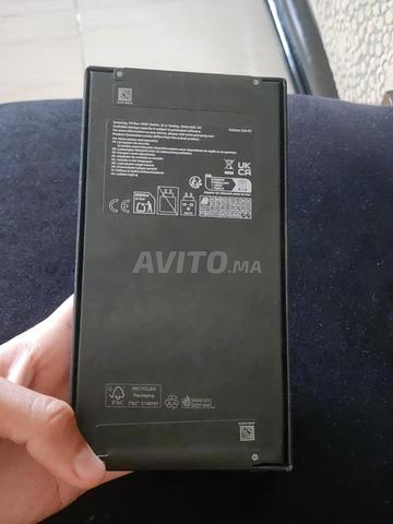 Samsung Galaxy S24 FE - 2