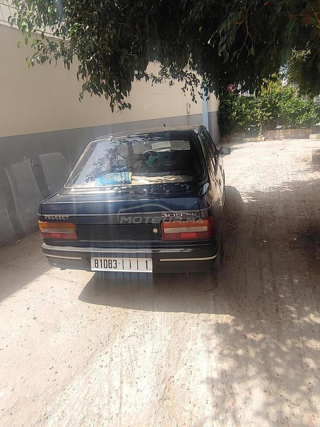 Peugeot 309