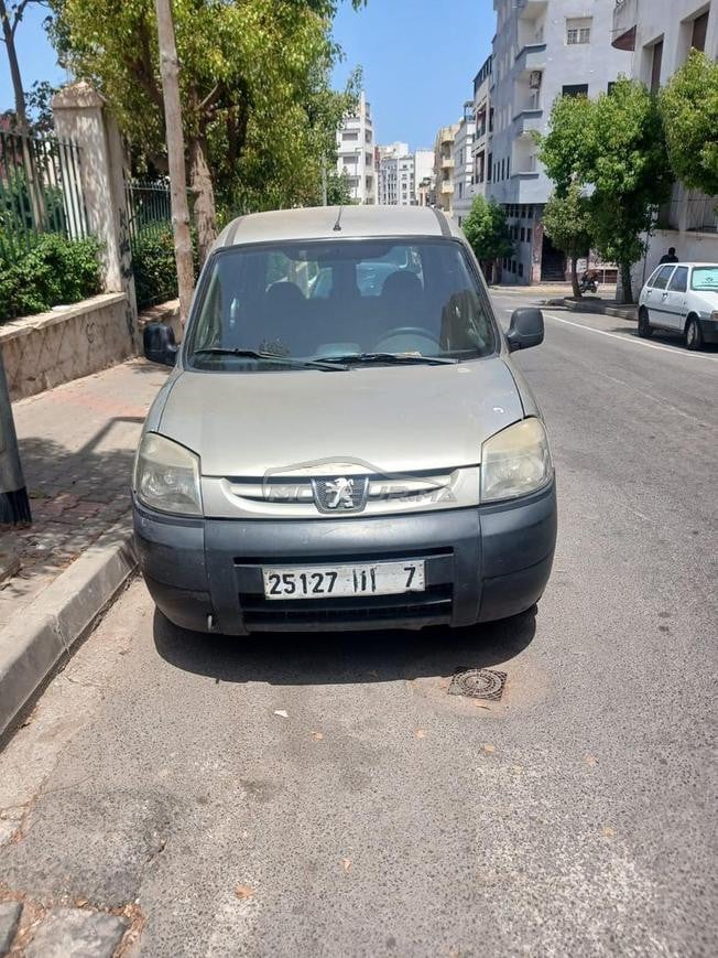 Peugeot Partner Diesel Manuelle 2004 à Casablanca