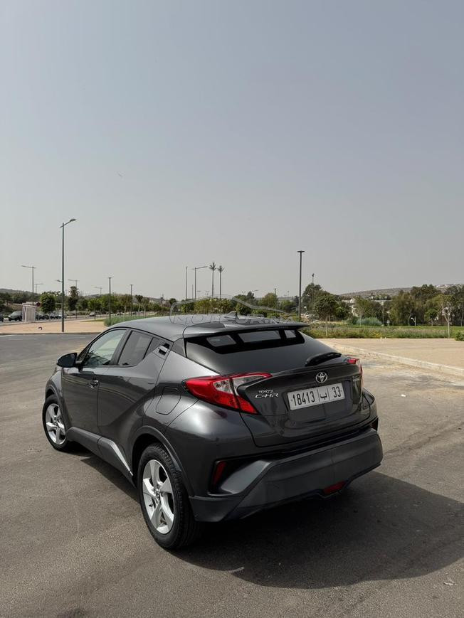 Toyota CHR Hybrid, 40.000 Km, Modèle 2019 à Agadir