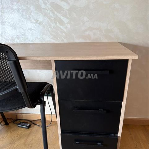 Bureau et chaise - 2