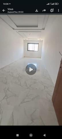 Appartement moyen standing - 2