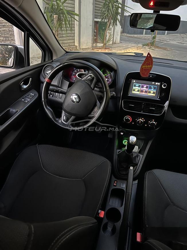 clio 4 2019  sbagha  dar jamais accidenté 