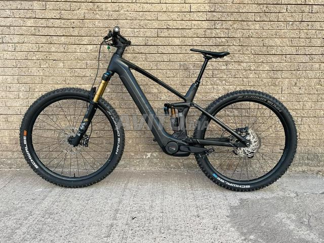 VTT électrique Cube carbone
