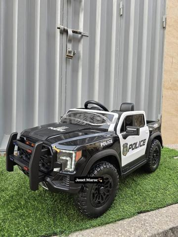 Nouvelle voiture de police Ford - 2
