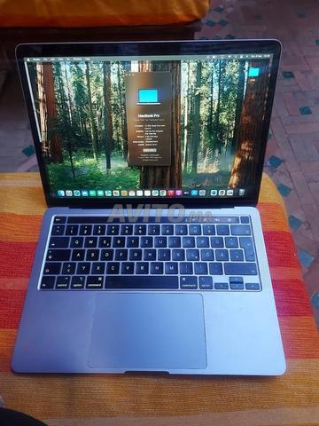 ماك بوك برو 2020 13 بوصة، منفذان Thunderbolt 3