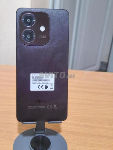 Oppo A3x. La Bûche. Négociable - 2
