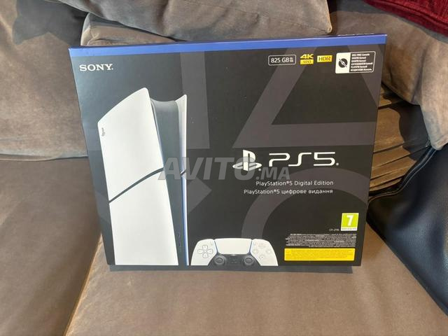 PS5 Slim Digital