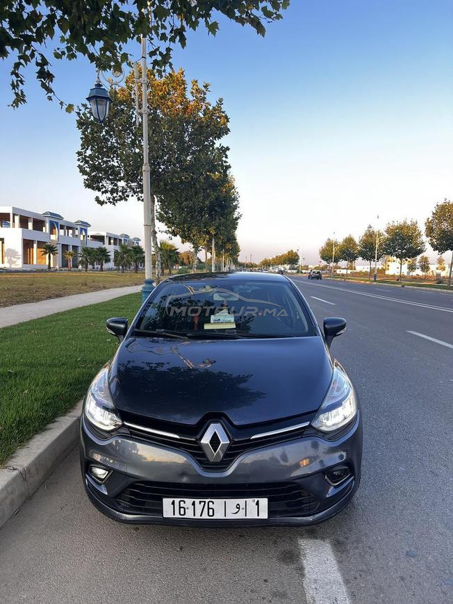 Clio 4 toutes options / faible kilométrage 
