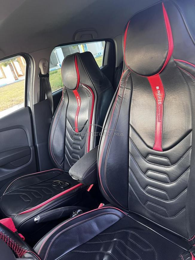 Clio 4 toutes options / faible kilométrage 