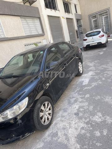 Peugeot 301 essence 2015 - 2