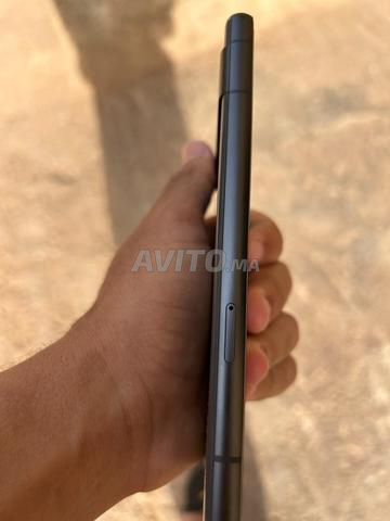 جوجل بيكسل 7a بحالة جيدة - 2