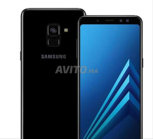 Samsung A8 64/4 avec une fissure à l'écran et fonctionne bien