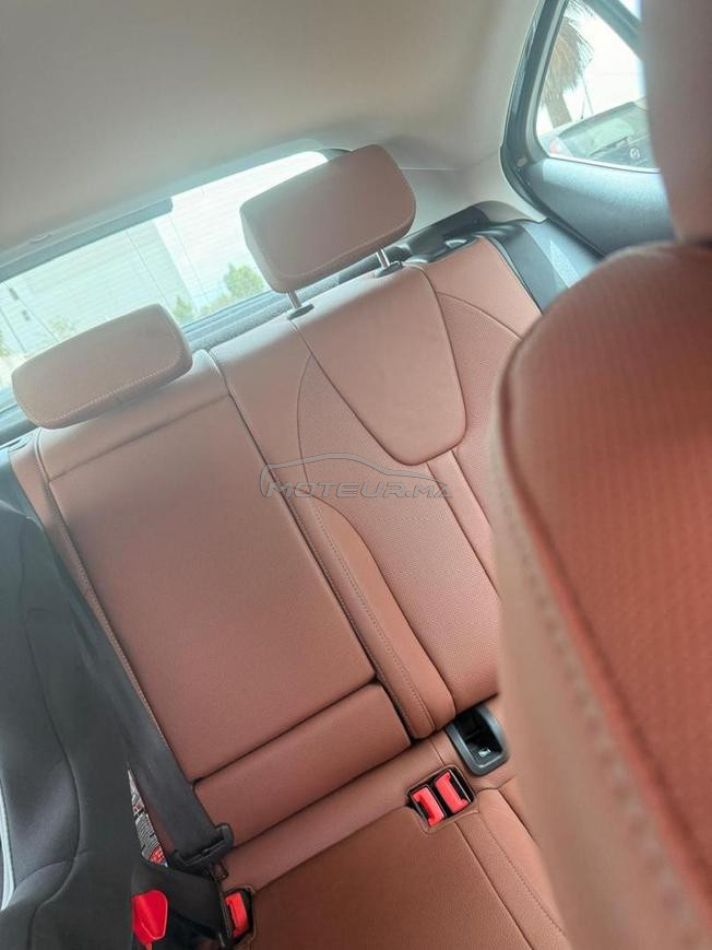 voiture en très bonne état très propre 
