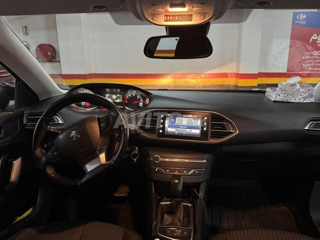 Peugeot 308 Automatique 11/2016 - 2