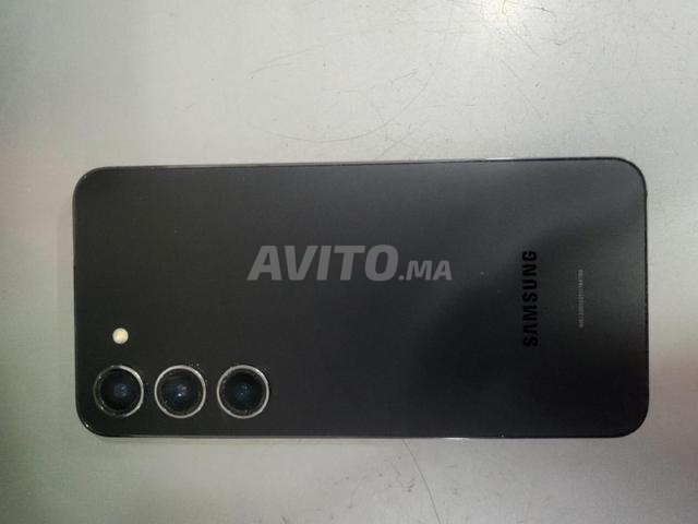 Samsung S23 normal