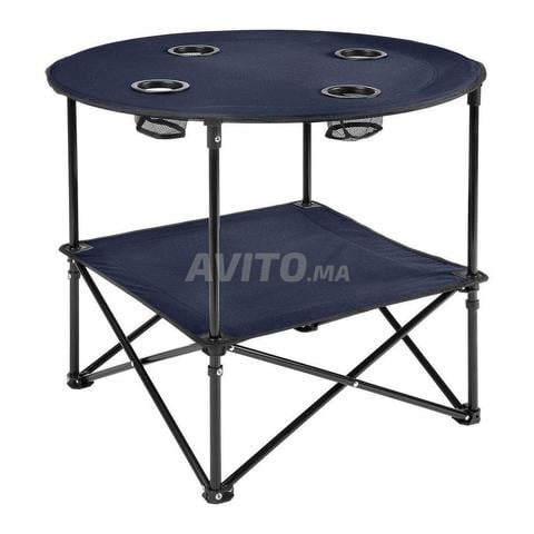 Table de camping pliante pratique à utiliser