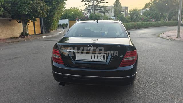 MERCEDES C220 2011 DED 2015