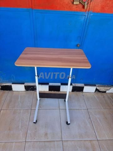 Table pratique, réglable et polyvalente - 2