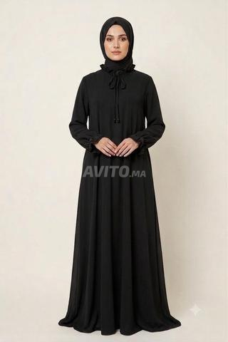 Abaya élégante au design moderne - 2