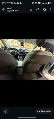 Voiture Peugeot 208 allure à vendre - 2