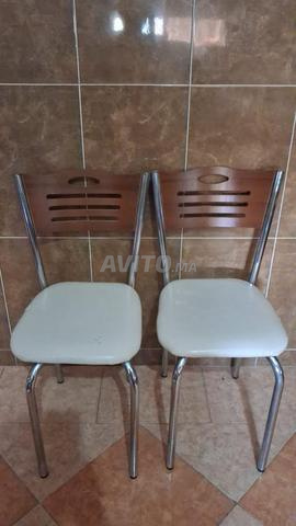 Table avec rallonge et 4 chaises - 2