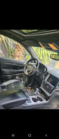 Médecin vend Jeep Grand Cherokee